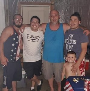 Meet your Posher, Ray